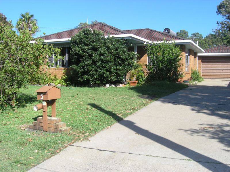 5 Manning Avenue, Coffs Harbour NSW 2450