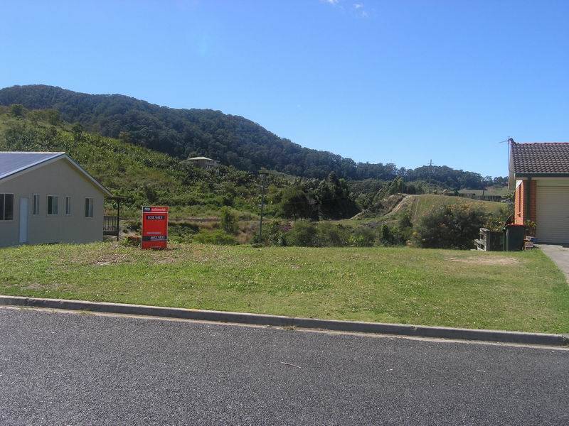 75 Pearce Drive, Coffs Harbour NSW 2450