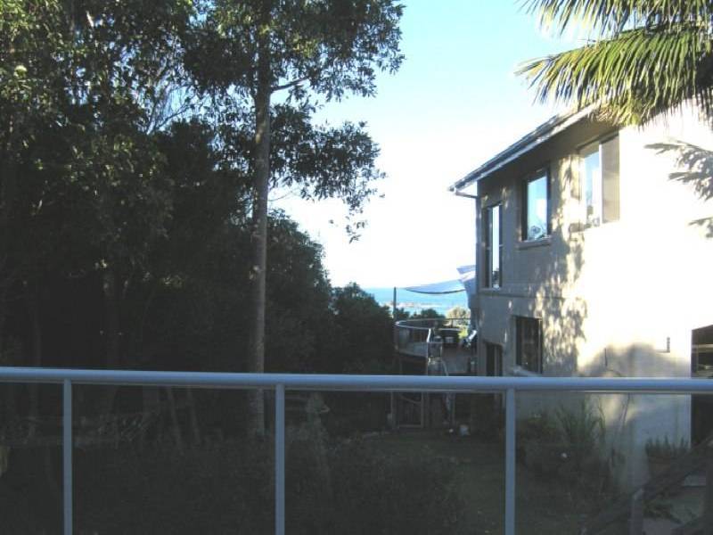 6 Sapphire Crescent, Sapphire Beach NSW 2450
