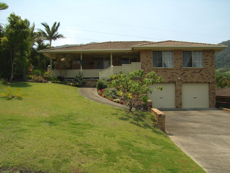 75 Vera Drive, Coffs Harbour NSW 2450