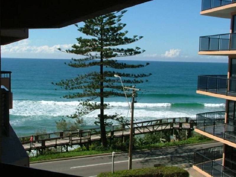 Coolum Beach QLD 4573