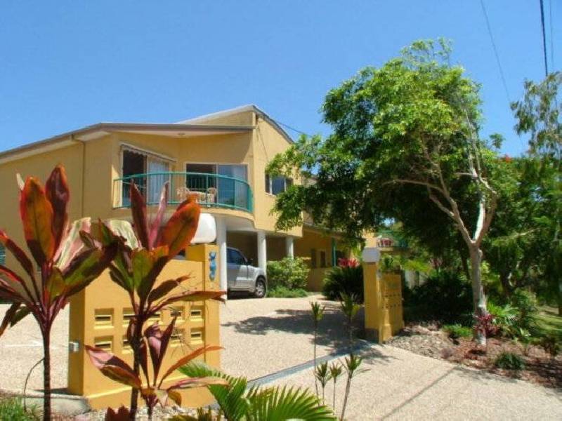 Coolum Beach QLD 4573