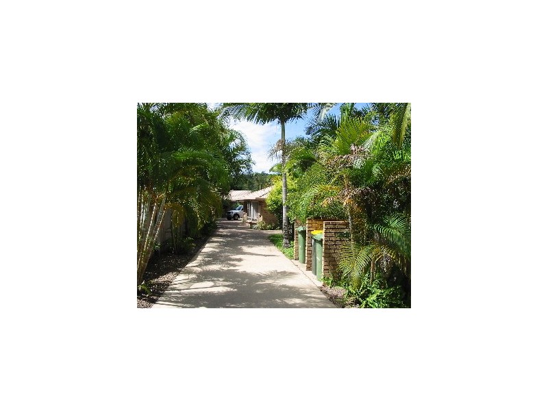 Unit 2, 3 Holbrook St , Yaroomba QLD 4573