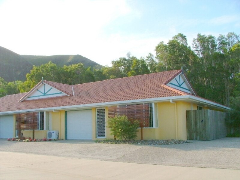 1/37 Jarnahill Drive, Mount Coolum QLD 4573