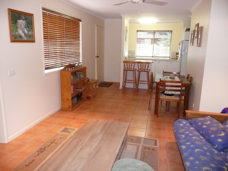 2/4 Melville Court, Mount Coolum QLD 4573