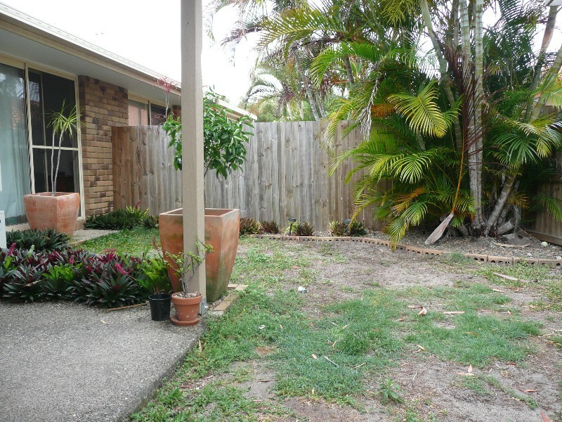 2/4 Melville Court, Mount Coolum QLD 4573