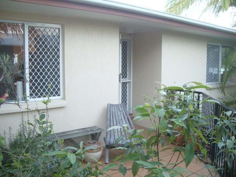 9/11 Melville Crt, Mount Coolum QLD 4573