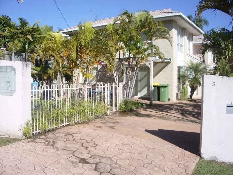 Unit 1 -5 Perry Street, Coolum Beach QLD 4573