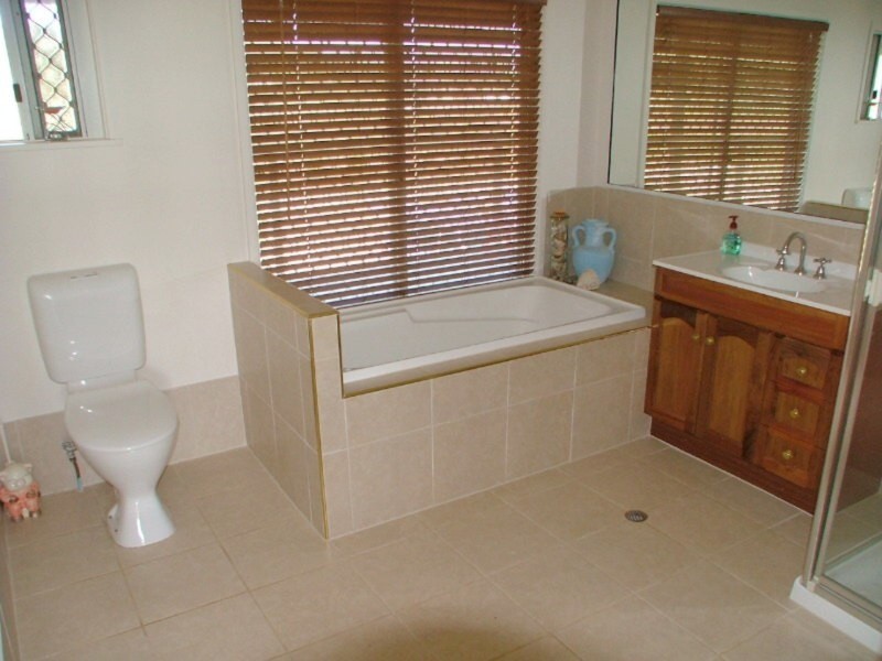 318 Toolborough Road, Coolum Beach QLD 4573
