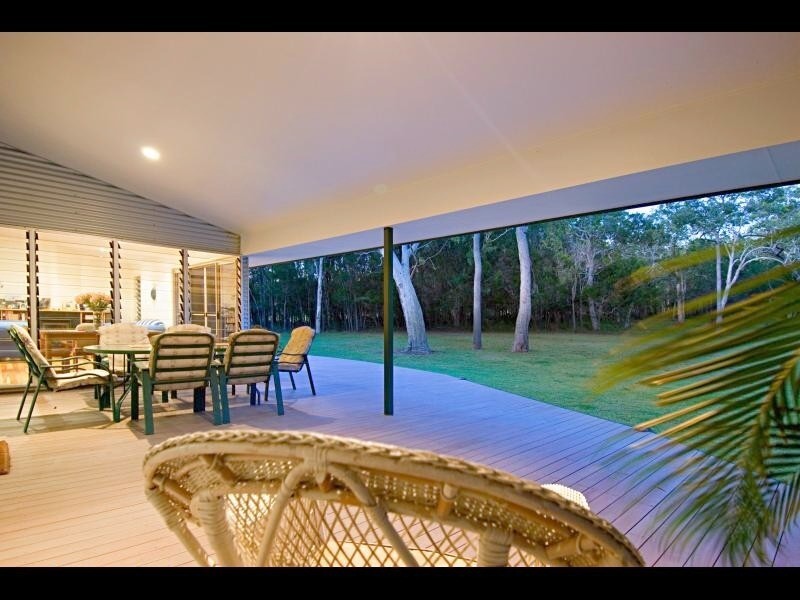 376 Lake Cooroibah Drive, Cooroibah QLD 4565