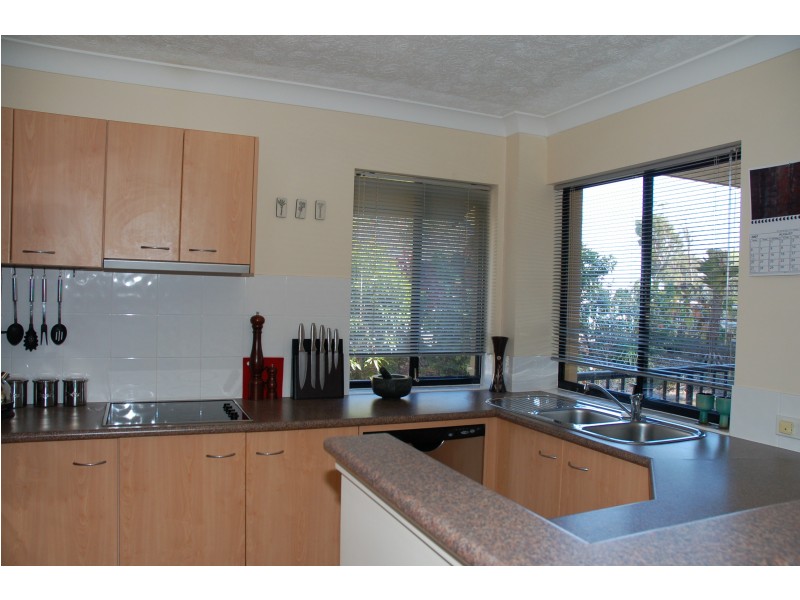 Coolangatta QLD 4225