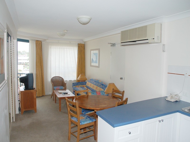 222 Calypso Plaza, 99 Griffith Street, Coolangatta QLD 4225