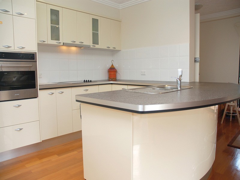 12/72-74 Dutton Street, Coolangatta QLD 4225