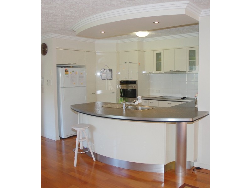 12/72-74 Dutton Street, Coolangatta QLD 4225
