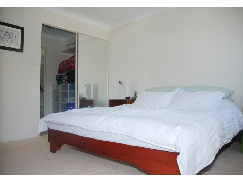 12/72-74 Dutton Street, Coolangatta QLD 4225