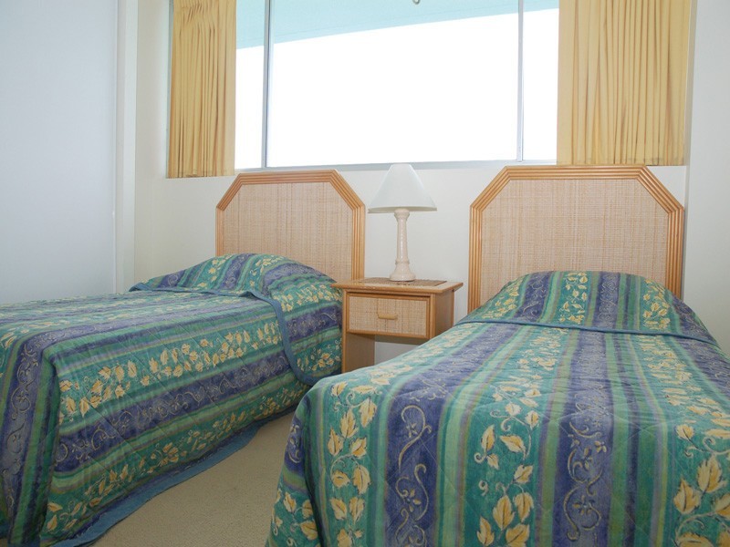 6:23 Ocean Plaza, 70 Marine Parade, Coolangatta QLD 4225