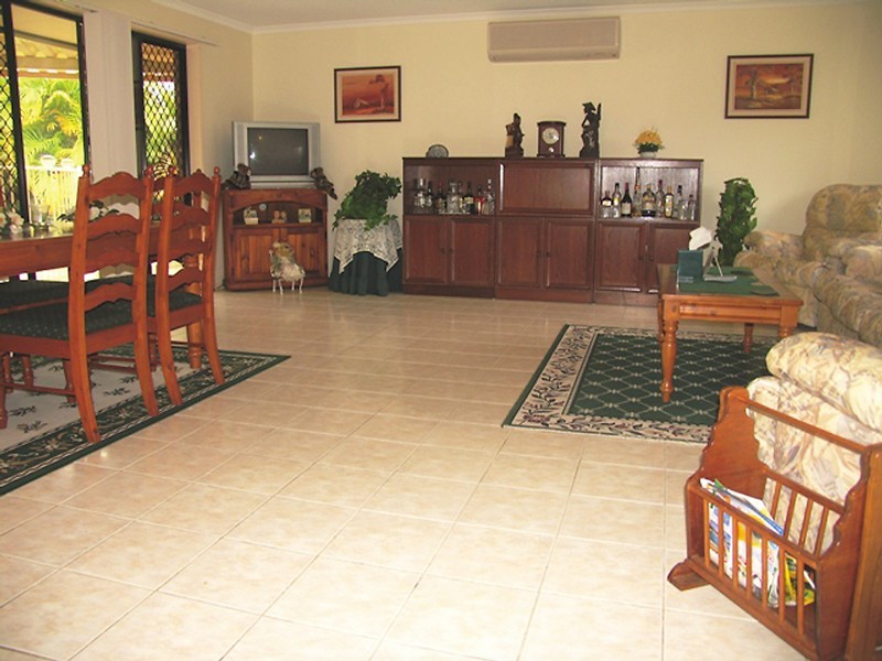 50 Avondale Drive, Banora Point NSW 2486