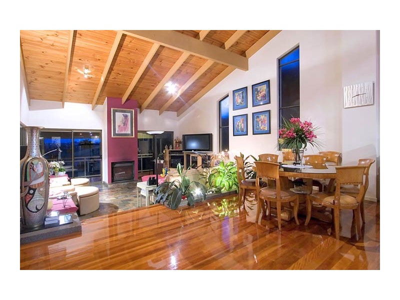 25 Ridgeway Street, Tweed Heads South NSW 2486