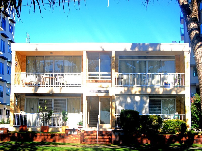 2/44 Pacific Parade, Bilinga QLD 4225