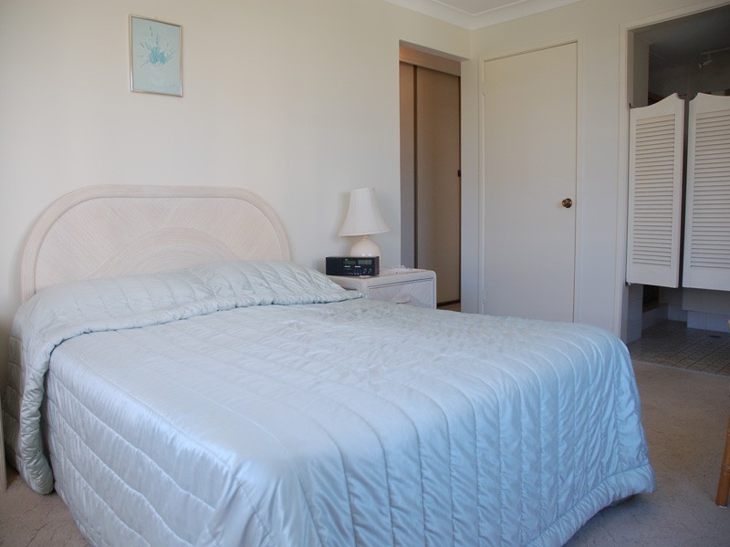 2/220 Pacific Parade, Bilinga QLD 4225