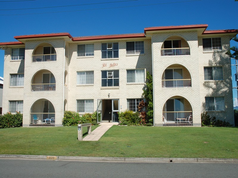 2/220 Pacific Parade, Bilinga QLD 4225