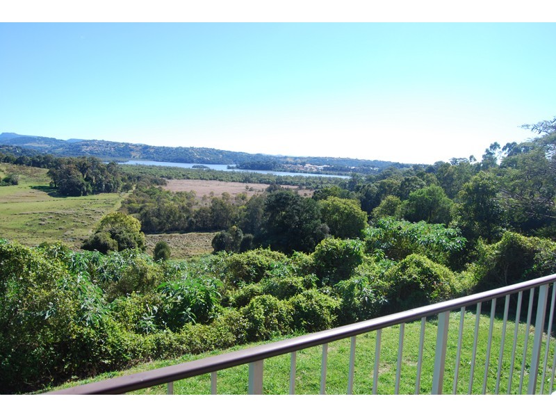 83 Fraser Drive, Banora Point NSW 2486