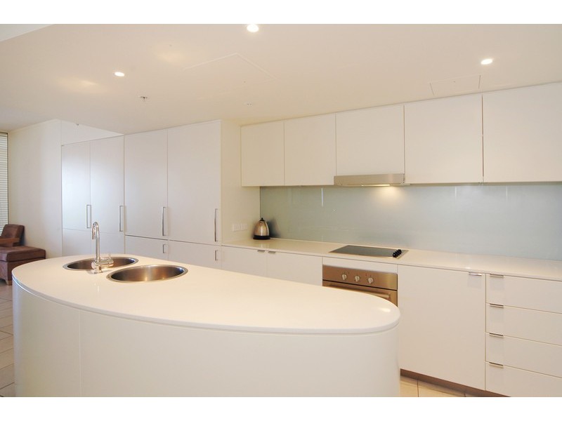 1306 Blue C, 3 McLean Street, Coolangatta QLD 4225