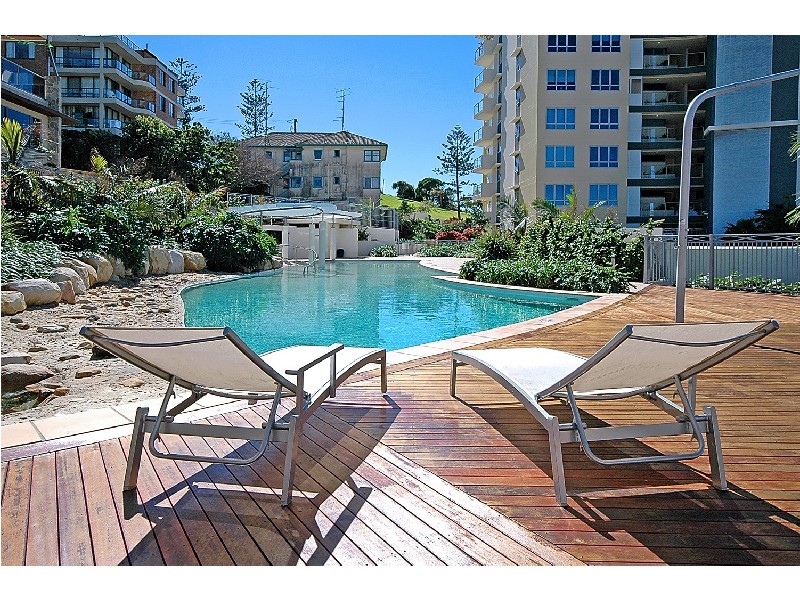 304 Blue C, 3 McLean Street, Coolangatta QLD 4225