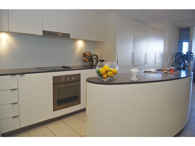 305 Blue C, 3 McLean Street, Coolangatta QLD 4225