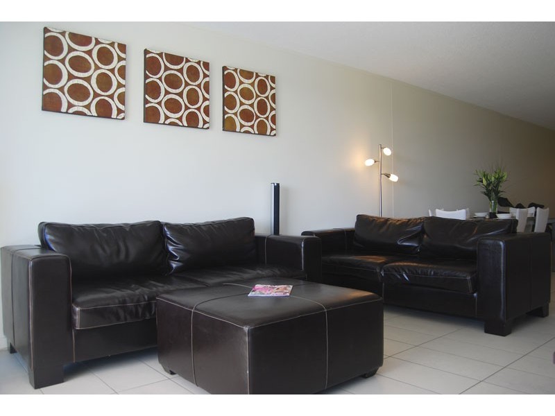 305 Blue C, 3 McLean Street, Coolangatta QLD 4225