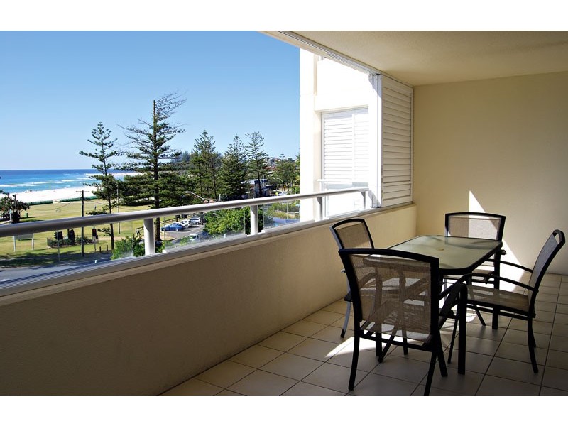 404 Blue C, 3 McLean Street, Coolangatta QLD 4225