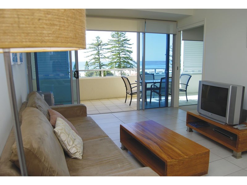 404 Blue C, 3 McLean Street, Coolangatta QLD 4225