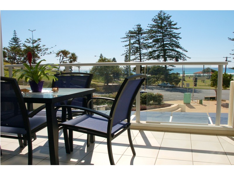 205 Blue C, 3 McLean Street, Coolangatta QLD 4225