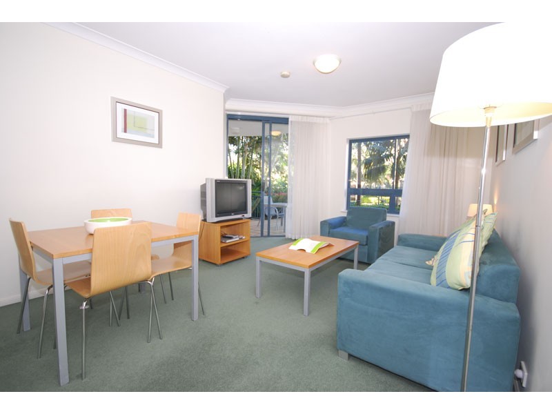 107-109 Calypso Plaza, 99 Griffith Street, Coolangatta QLD 4225