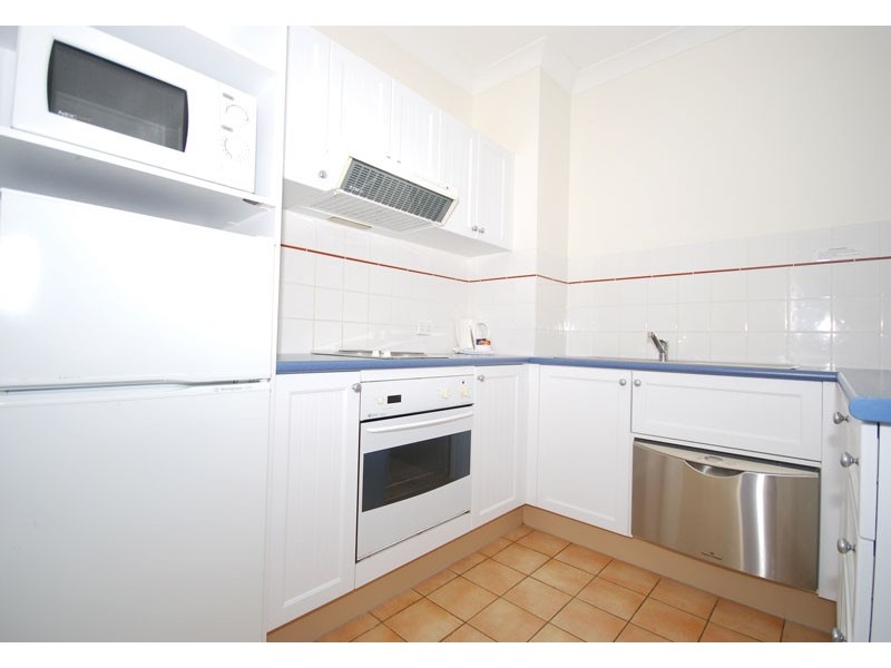 107-109 Calypso Plaza, 99 Griffith Street, Coolangatta QLD 4225