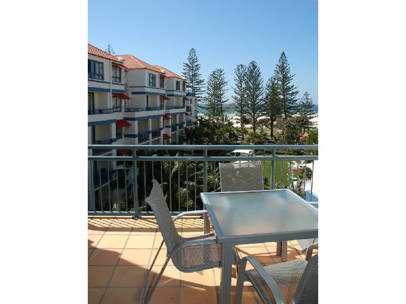 429 Calypso Plaza, 99 Griffith Street, Coolangatta QLD 4225