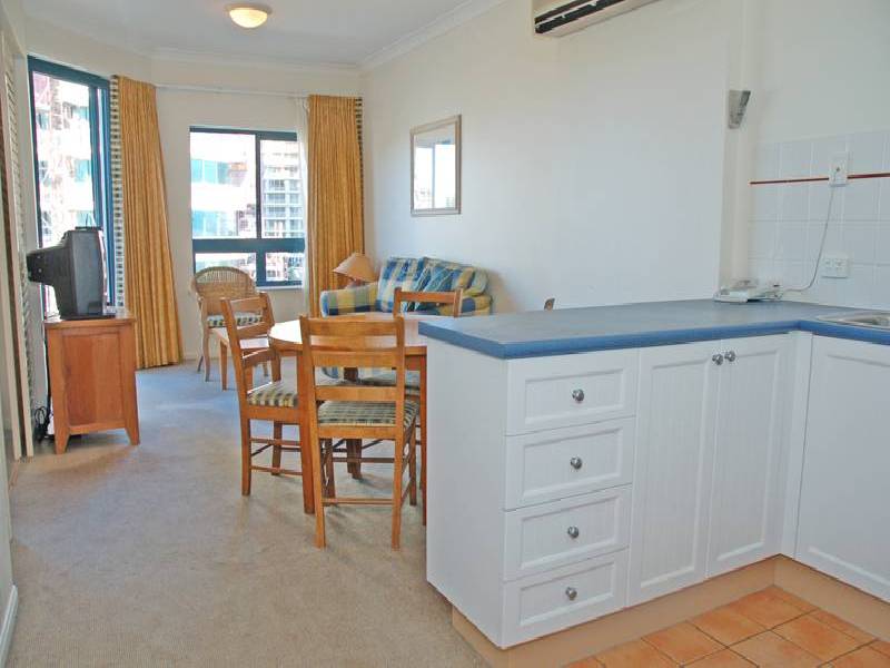 460 Calypso Plaza, 99 Griffith Street, Coolangatta QLD 4225