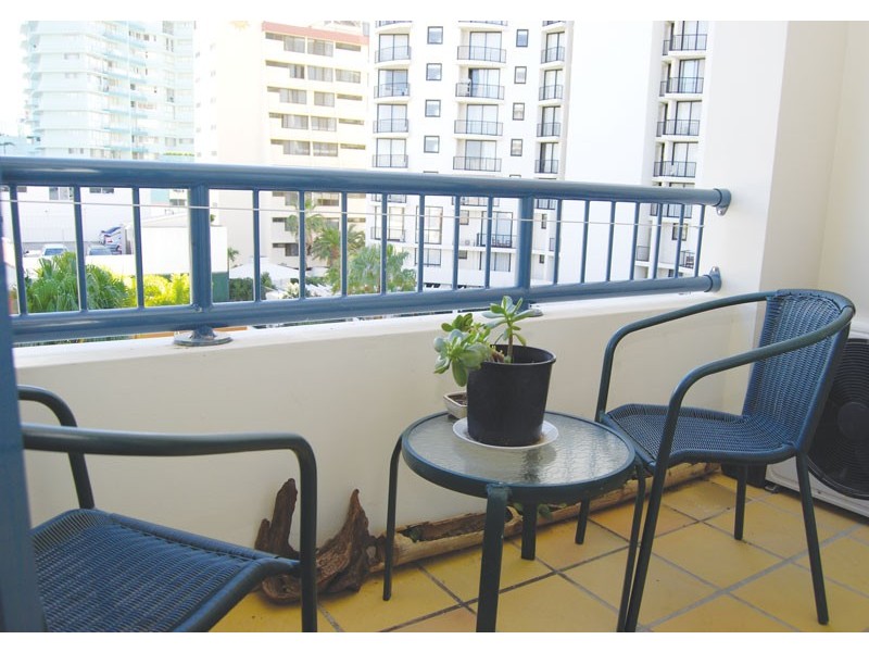 416 Calypso Plaza, 99 Griffith Street, Coolangatta QLD 4225