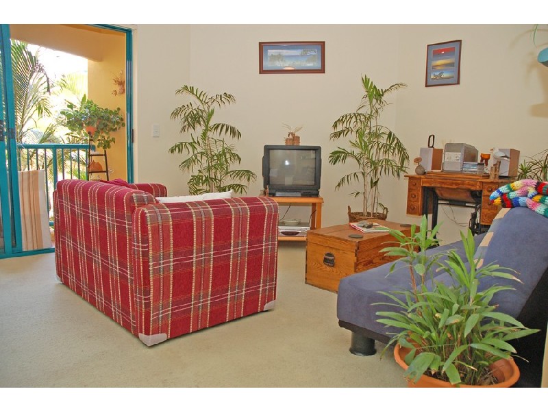 12/27 Dutton Street, Coolangatta QLD 4225