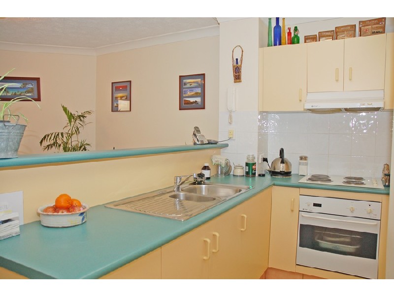 12/27 Dutton Street, Coolangatta QLD 4225