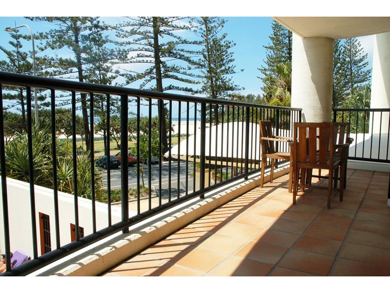 104 Mantra Coolangatta Beach, 88 Marine Parade, Coolangatta QLD 4225