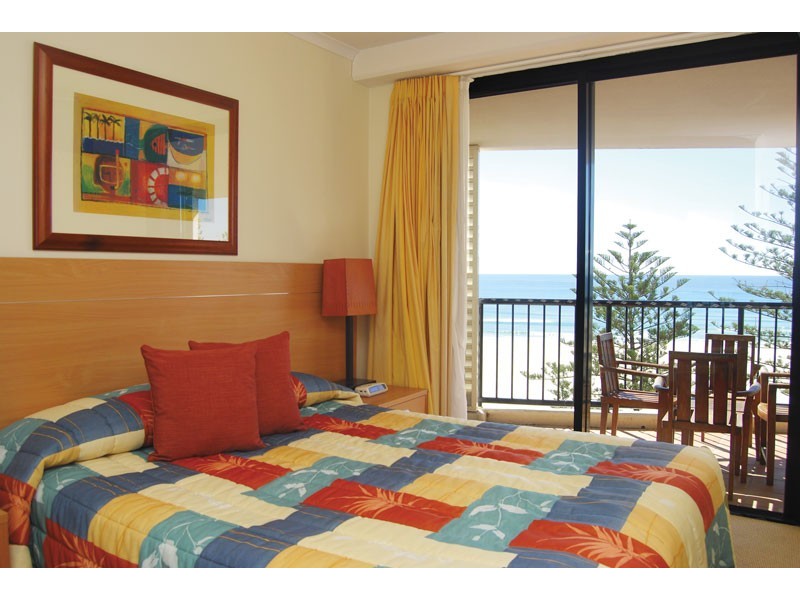 705 Mantra Coolangatta Beach, 88 Marine Parade, Coolangatta QLD 4225