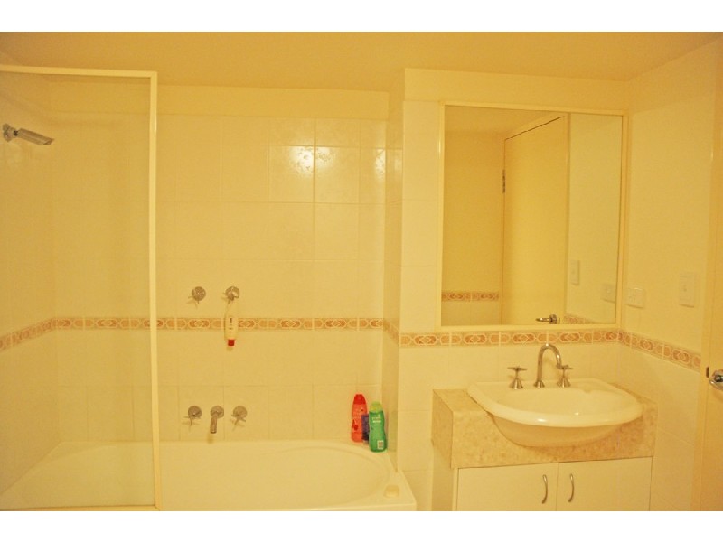 4/3 Millers Drive, Tugun QLD 4224