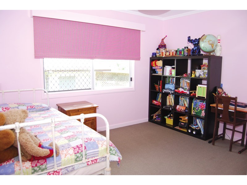 1/37 Miles Street, Kirra QLD 4225