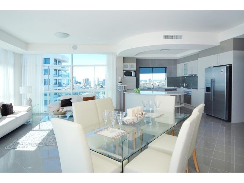 2 129 Musgrave Street, Kirra QLD 4225