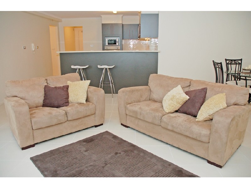 4115 Ocean Plaza, 70 Marine Parade, Coolangatta QLD 4225