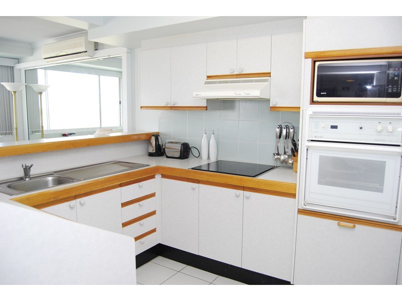 10:62 Points North, 62 Marine Parade, Coolangatta QLD 4225