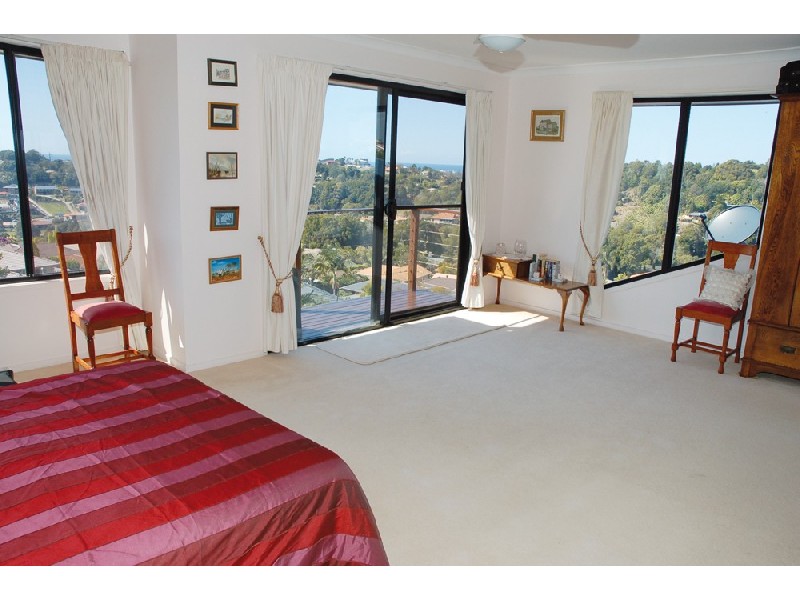 5 Tyrone Terrace, Banora Point NSW 2486