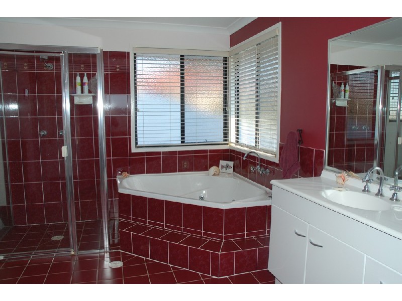 5 Tyrone Terrace, Banora Point NSW 2486