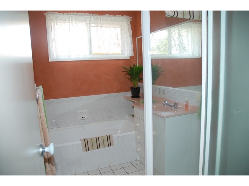 19 Cassia Crescent, Banora Point NSW 2486